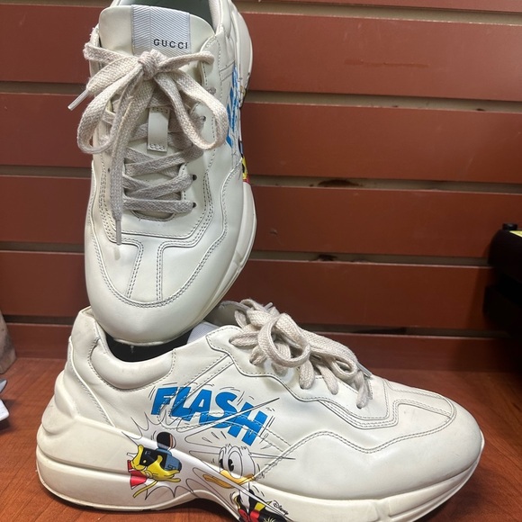 Gucci White Sneakers with Chunky Design and Leather Upper - Picture 6 of 12